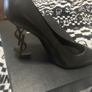 YSL Black pumps